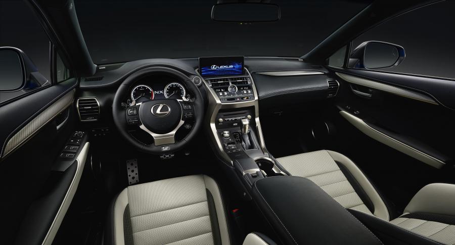 Торпедо Lexus NX300h 2017 года  (WW) (фото 11 из 19)
